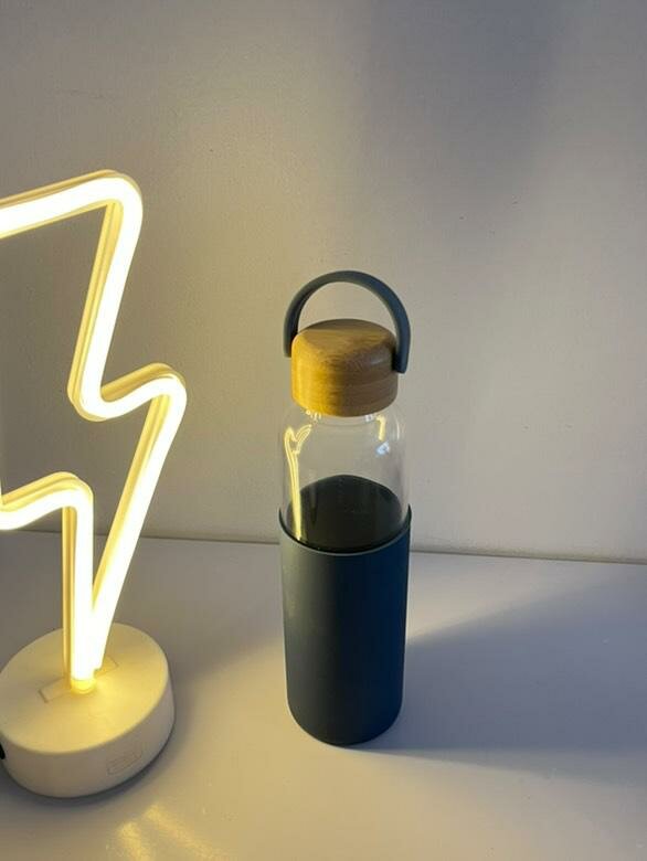 GLASS WATER BOTTLE