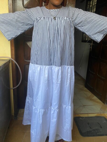 Robe longue rayée évasée