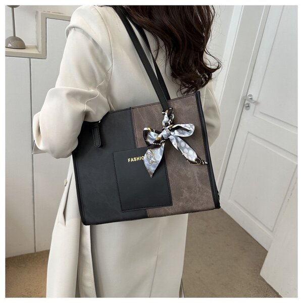 Ladies bag