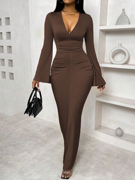 Robe longue élégante marron