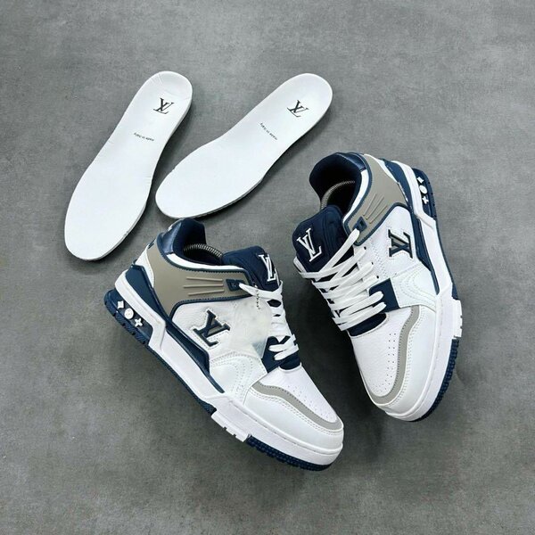 L.V. Sneaker