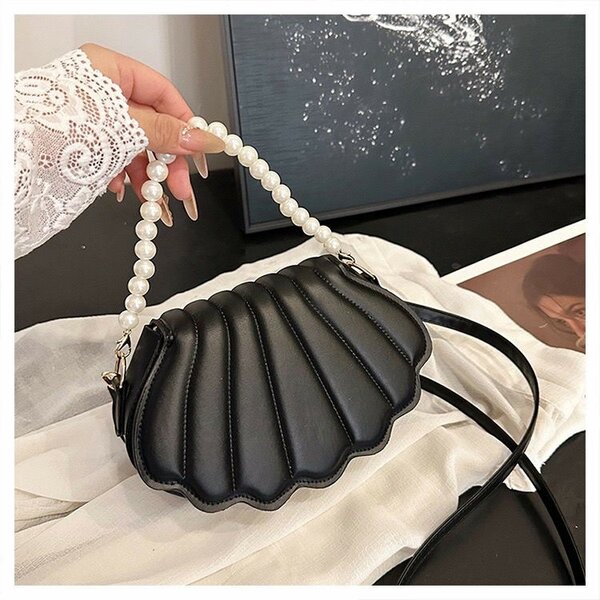 Sac à main coquille perles