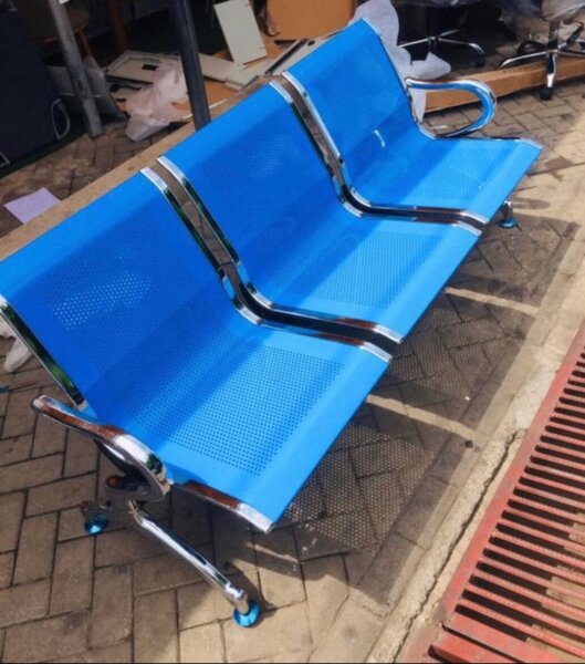 Waiting chair available