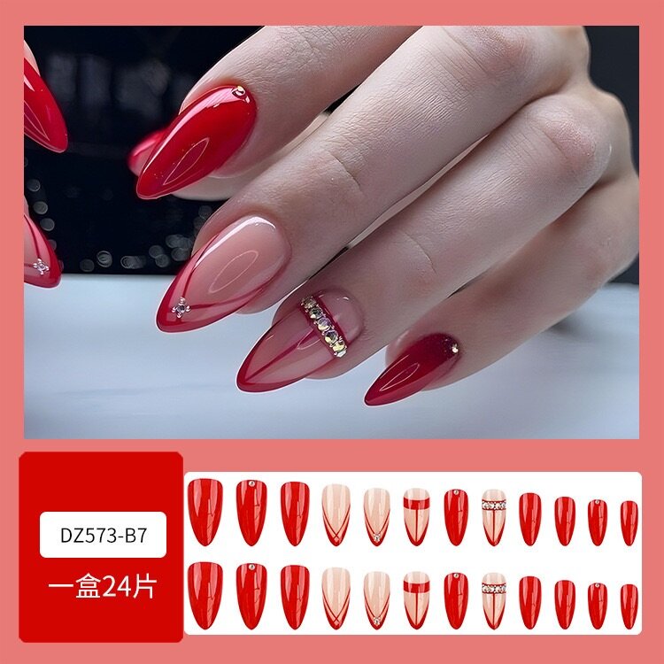 Press on nails