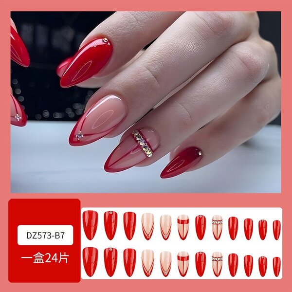 Press on nails