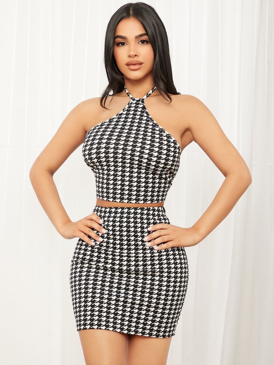 Robe évasée à carreaux