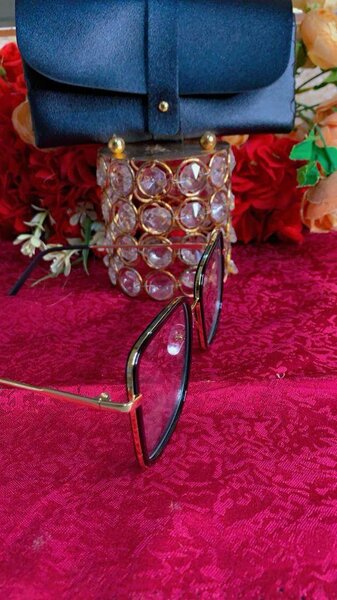 Lunettes de soleil élégantes UV