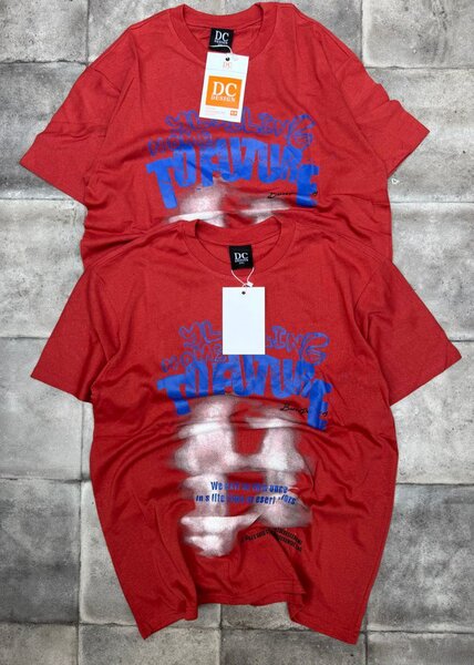 T-shirt rouge graphique unisexe
