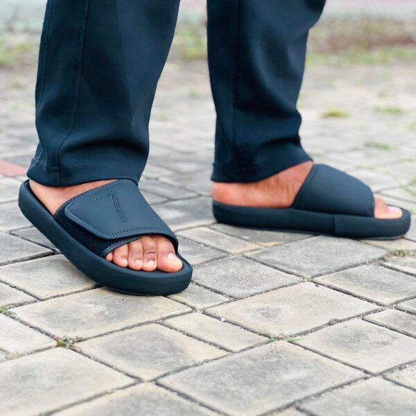Claquettes confortables pour hommes