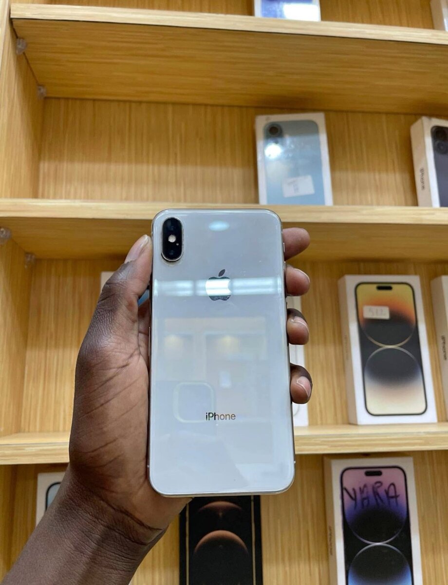 iPhone X 64 Go