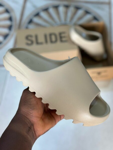 Adidas Yeezy Slides