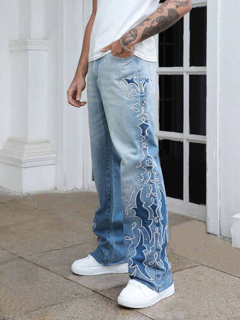 Jeans brodés pour hommes tendance