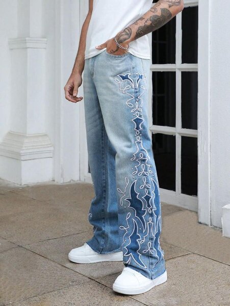 Jeans brodés pour hommes tendance