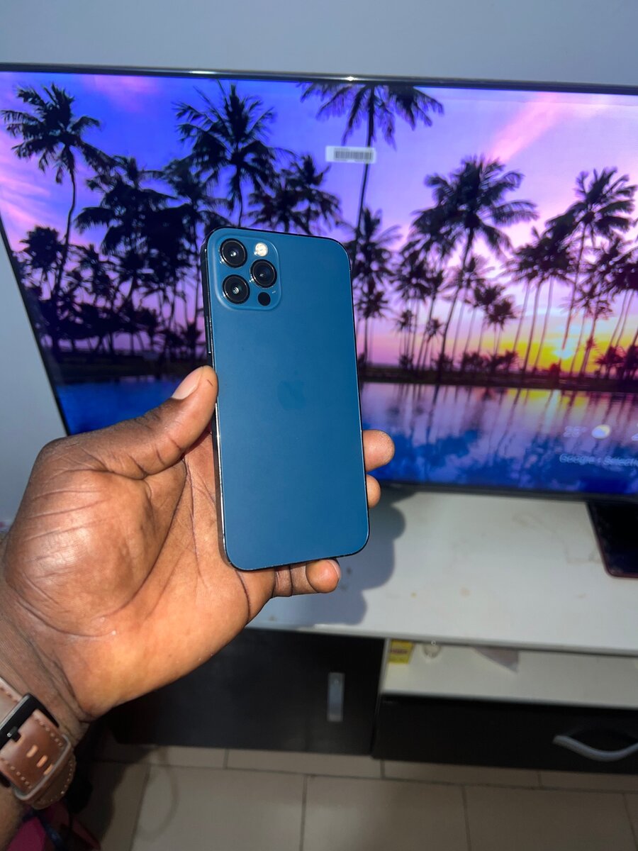 IPHONE 12 pro