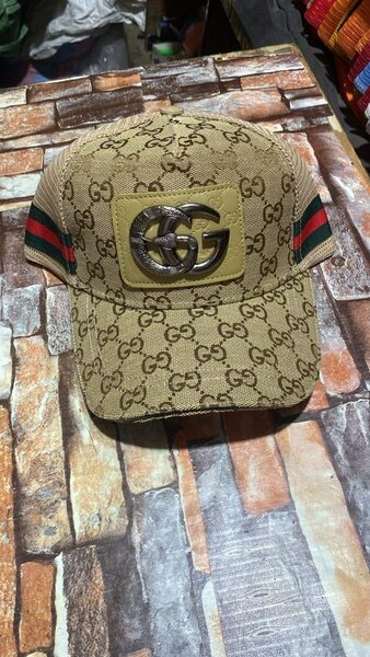 Chapeau
