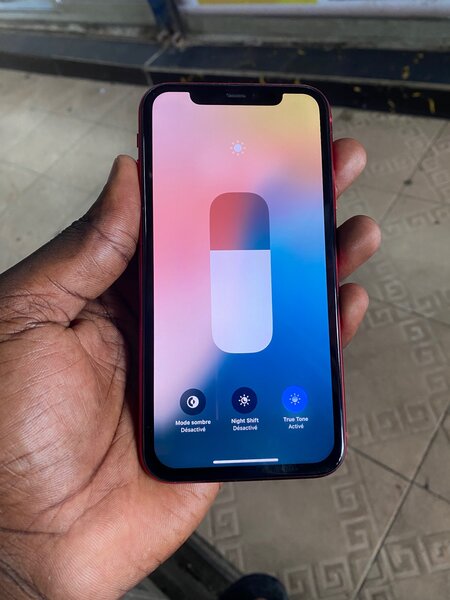 iPhone 11