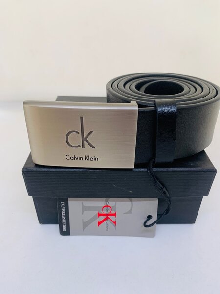 Ceinture en cuir nouveau