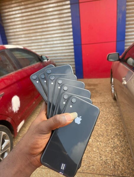 iPhone XR