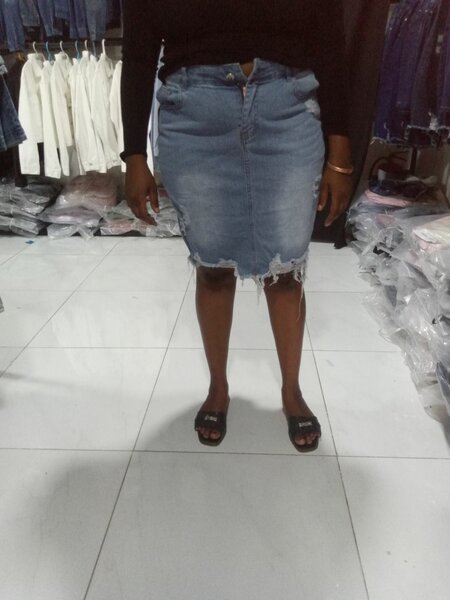 Demni skirts