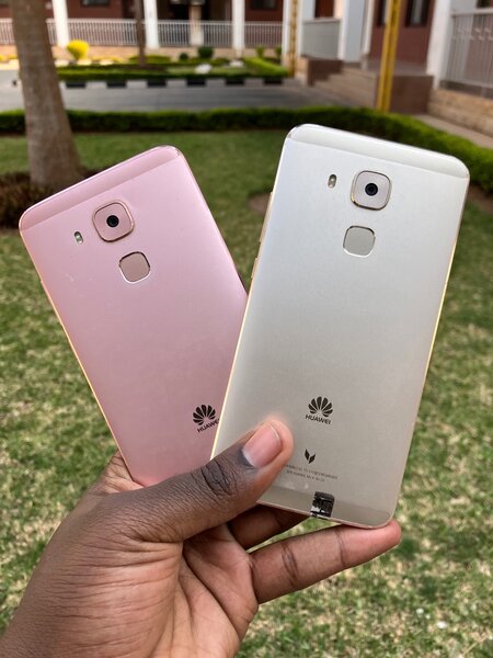 Huawei nova plus