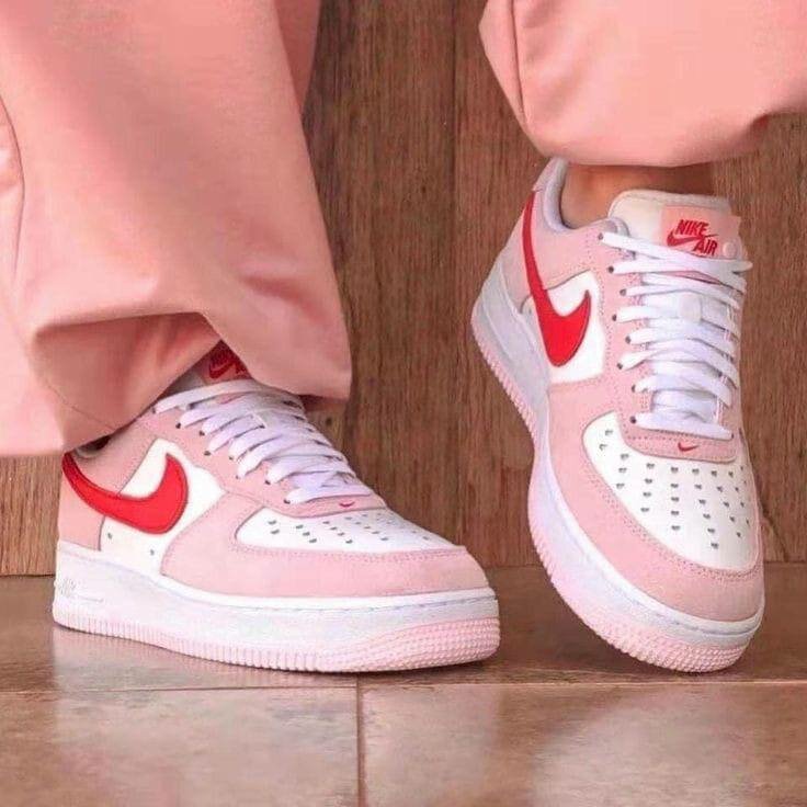 Baskets Nike. 37-41