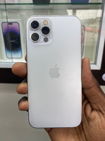 iPhone 12 Pro