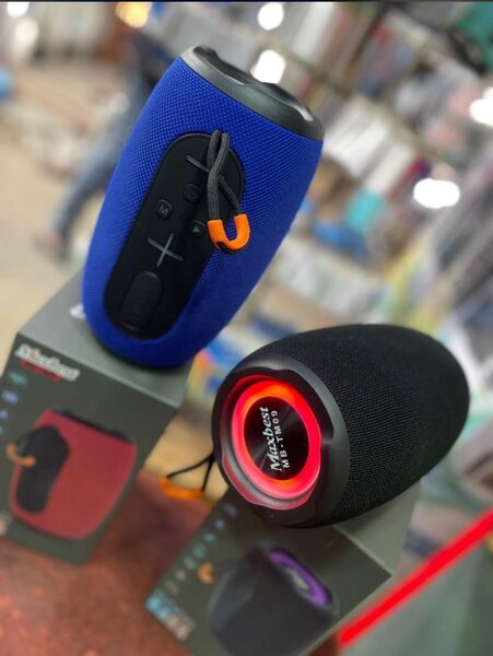 Maxbeat speaker