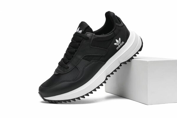 ADIDAS basket