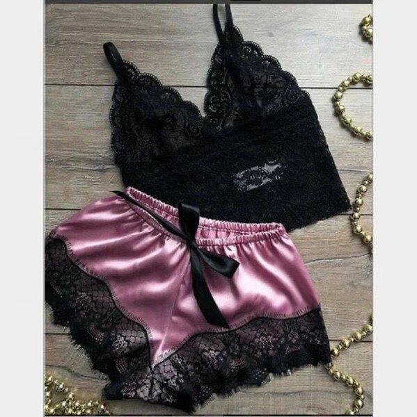 Complet nuisette rose-noir