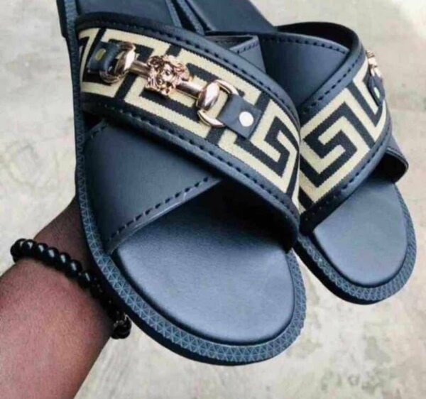 Mens slides and slippers