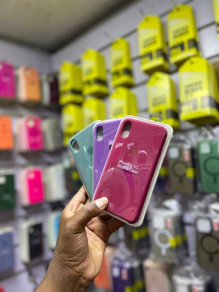 Silicone pouches