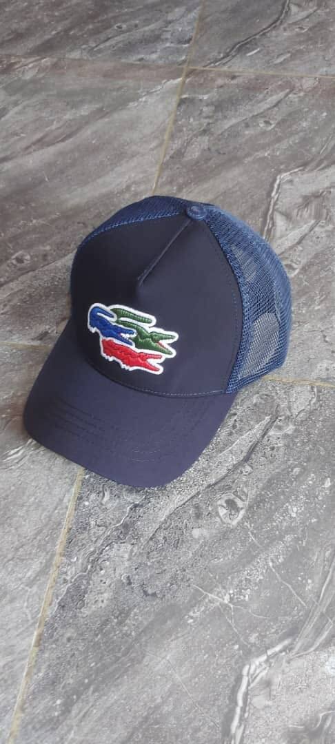 Chapeaux