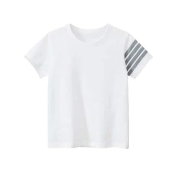 T-shirt blanc à quatre rayures