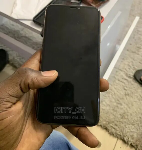 iPhone 11 Pro