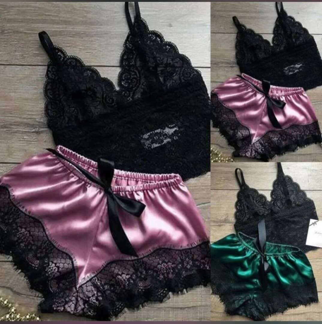 Ensemble lingerie dentelle sexy