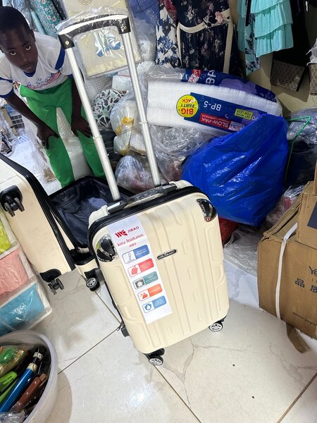 Lightweight Rolling Suitcase