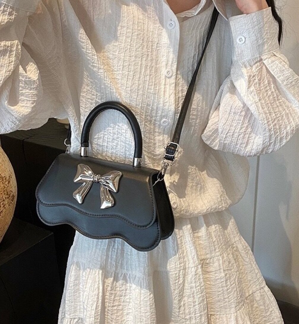 Cute ribbon bags