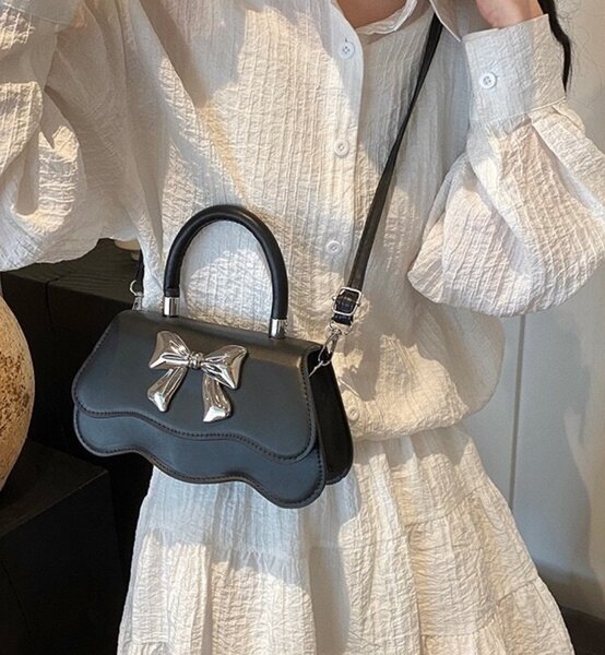Cute ribbon bags