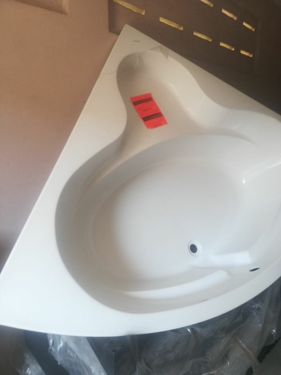 Bath - Tub-Corner