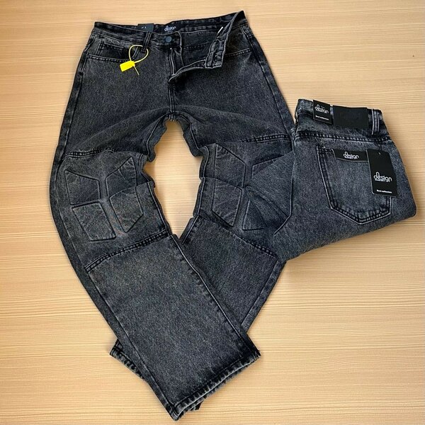 Baggy jeans