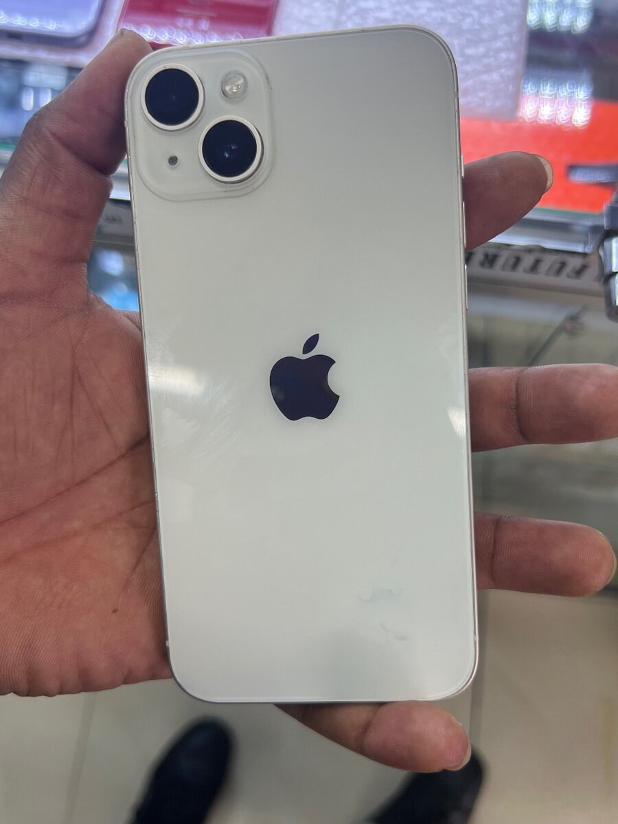 iPhone 13