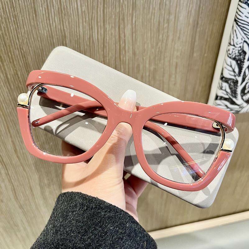 Colourmatic glasses