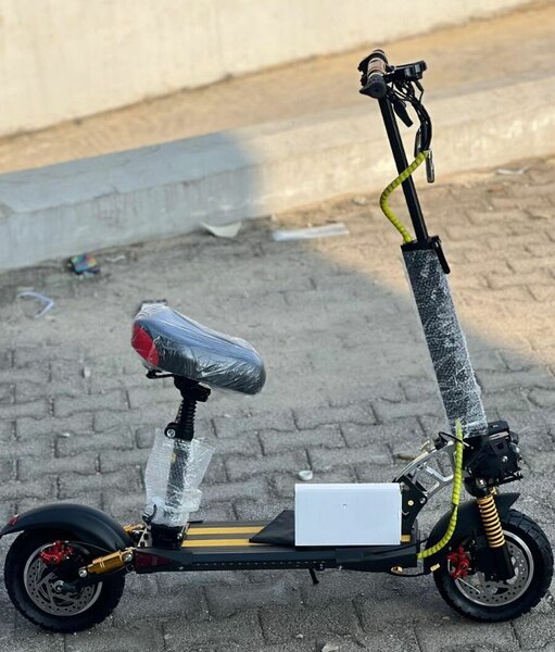 Trottinette électrique avec siège