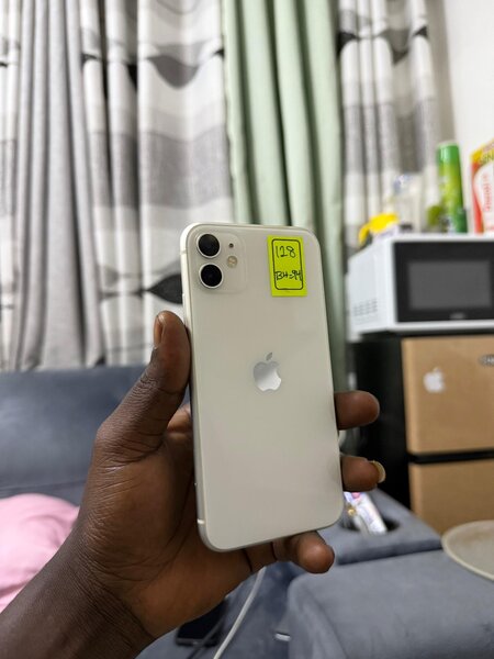 iPhone 11