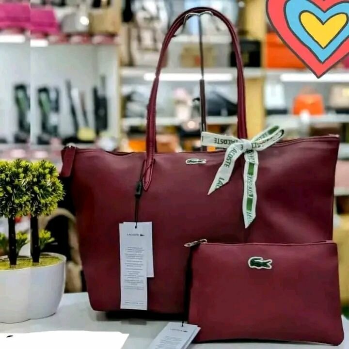 Sac cabas Lacoste élégant