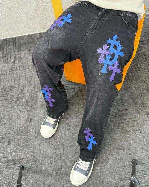 Jeans streetwear à motifs croix