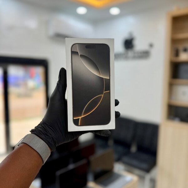 16 PRO MAX 512Go USA eSIM