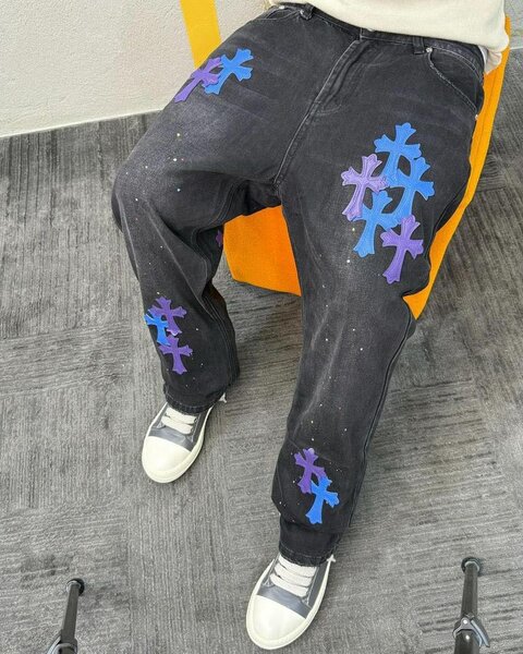 Trendy Cross Patch Jeans