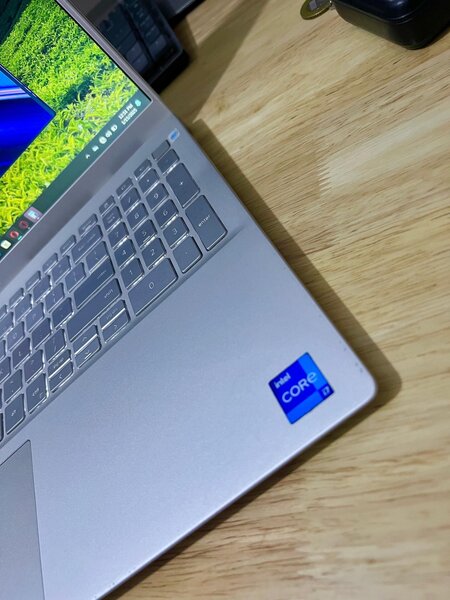 DELL INSPIRON