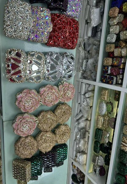 CLUTCH BAGS